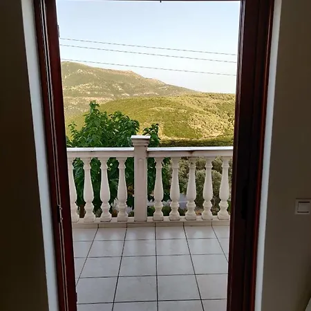 Traditional House In Lefkada * Fternon