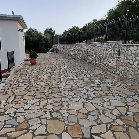 Traditional House In Lefkada Han/Misafirhane *