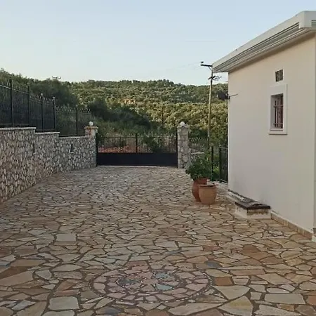 Han/Misafirhane Traditional House In Lefkada